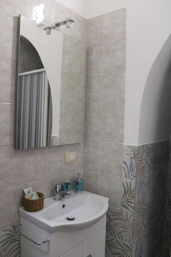 Giusvinci Bed & Breakfast Trani Bagian luar foto